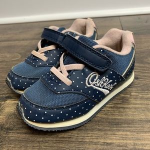 Oshkosh vintage looking running shoes
